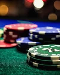 Daftar fitur aplikasi dengan kontrol akun